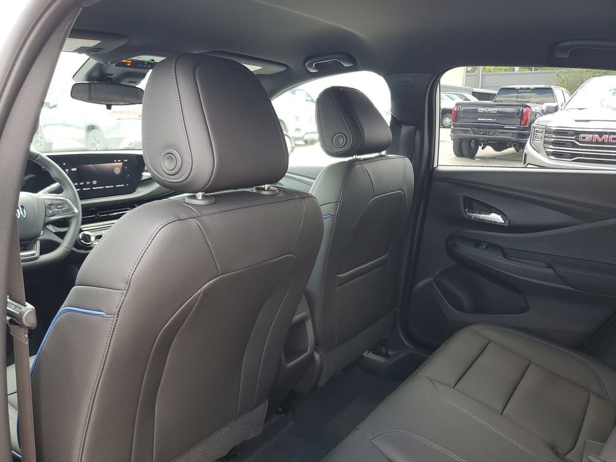 New 2026 Buick Envista Sport Touring w/ Convenience I Package FWD image 9