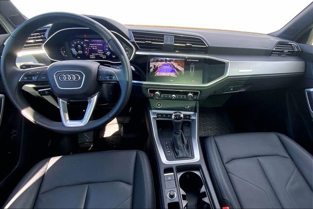 Certified 2025 Audi Q3 2.0T Premium w/ Convenience Package image 15