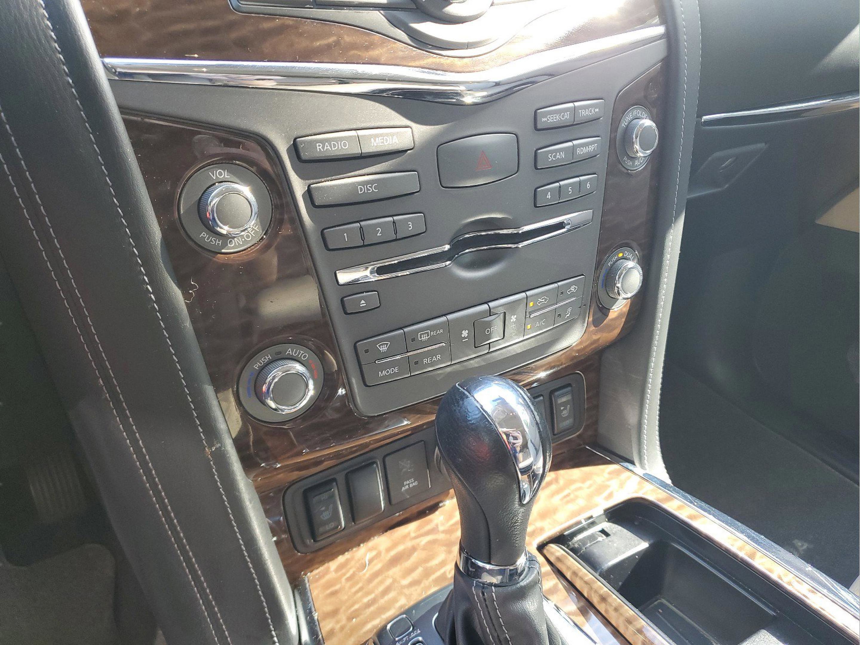 Used 2019 Nissan Armada SL w/ Premium Package RWD image 19