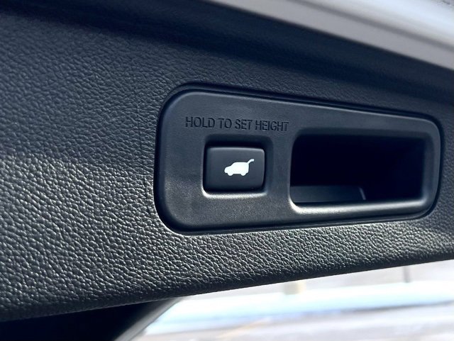 Certified 2025 Honda Odyssey Elite image 15