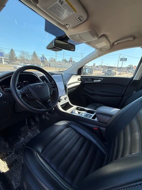 Used 2022 Ford Edge SEL w/ Convenience Package image 11