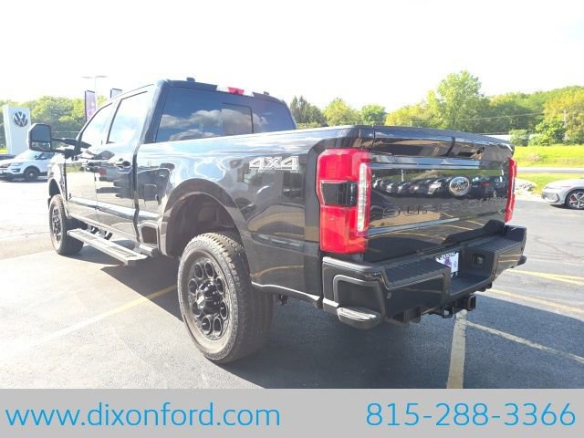 New 2026 Ford F250 Lariat w/ Black Appearance Package image 4
