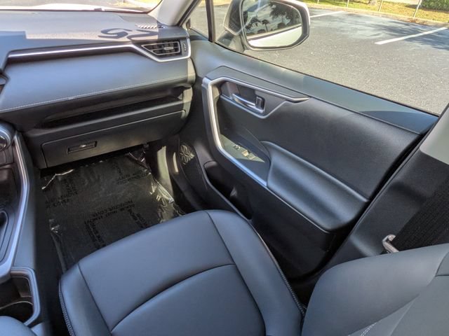Used 2025 Toyota RAV4 XLE Premium AWD/4WD image 18