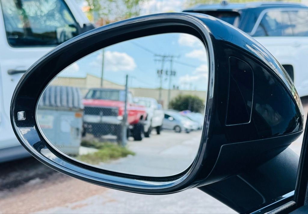 Used 2017 Porsche Macan S image 18