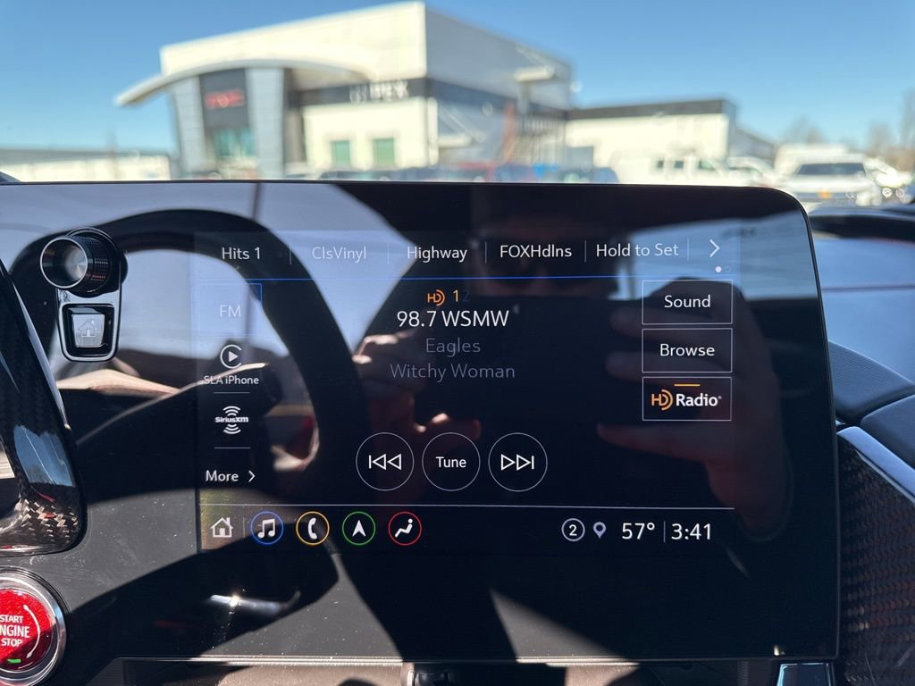 Used 2023 Chevrolet Corvette Z06 w/ Z07 Performance Package image 17