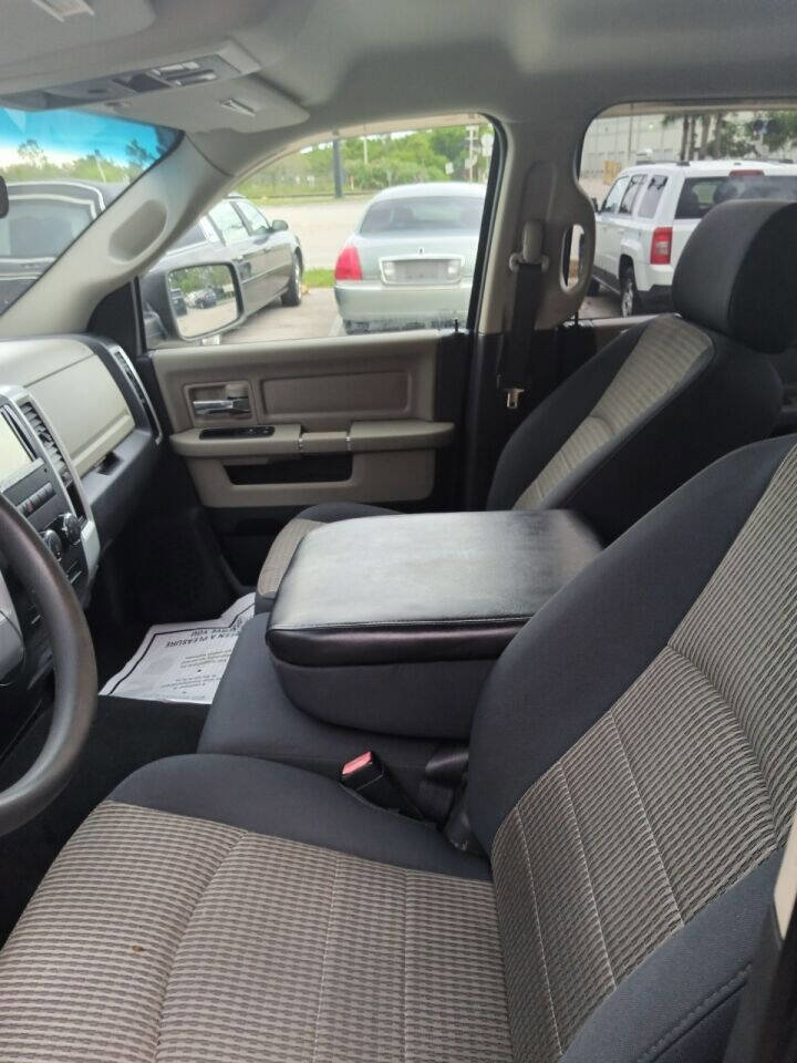 Used 2009 Dodge Ram 1500 Truck SLT RWD image 5