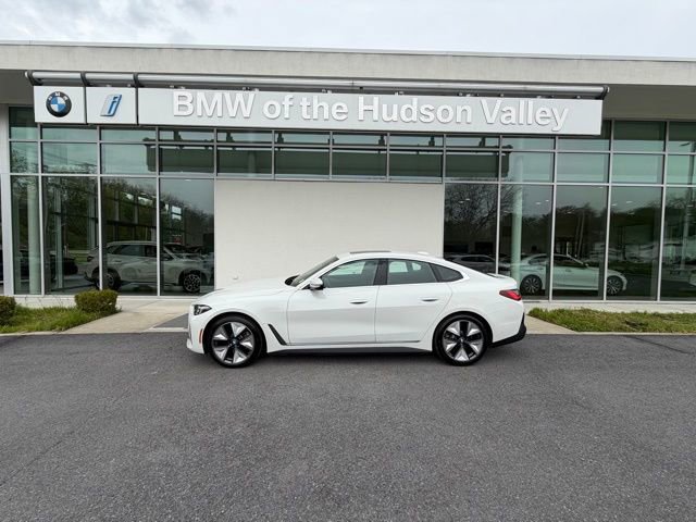 Used 2025 BMW i4 xDrive40i w/ Premium Package AWD/4WD image 1