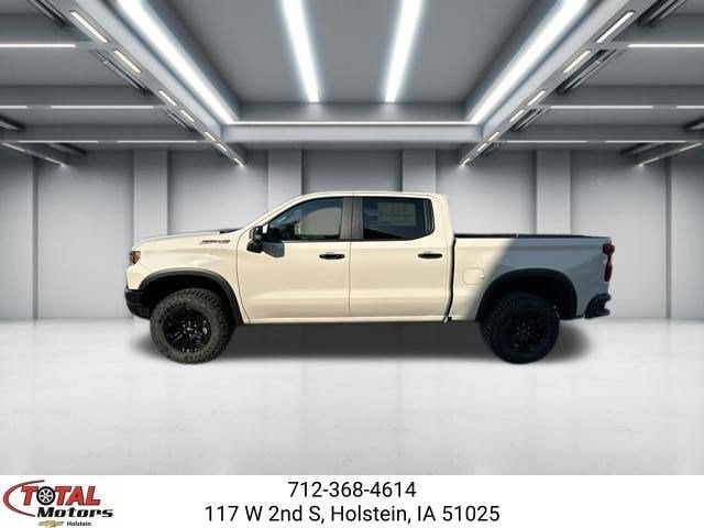 New 2026 Chevrolet Silverado 1500 ZR2 w/ Dark Appearance Package AWD/4WD image 5
