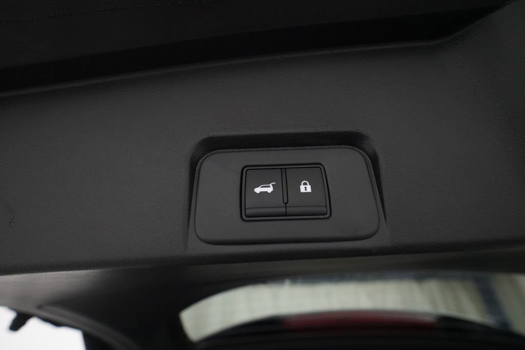 Certified 2026 Nissan Rogue SV image 15