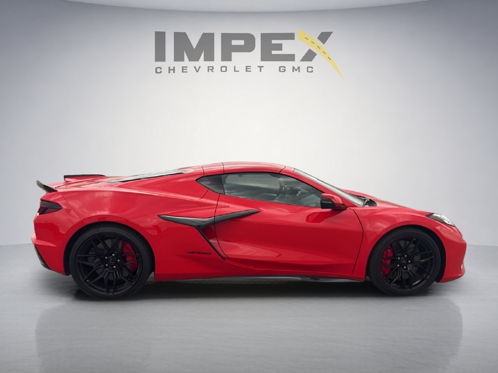 Used 2023 Chevrolet Corvette Z06 w/ Engine Appearance Package RWD image 6