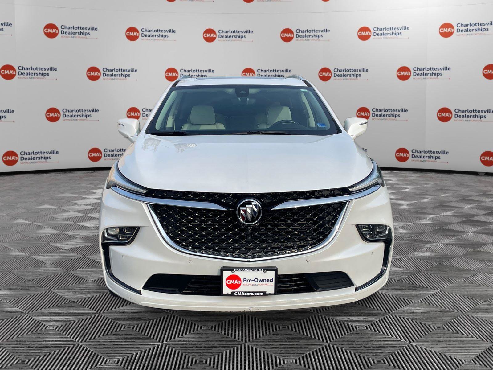 Used 2022 Buick Enclave Avenir w/ Avenir Technology Package AWD/4WD image 8