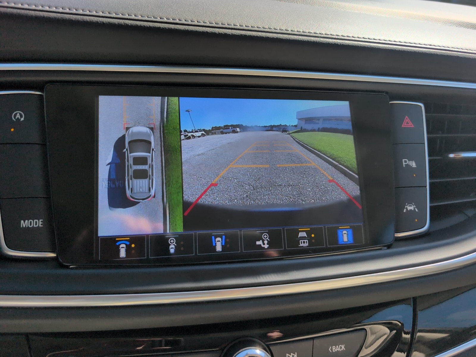 Used 2023 Buick Enclave Premium w/ Experience Buick Package FWD image 35