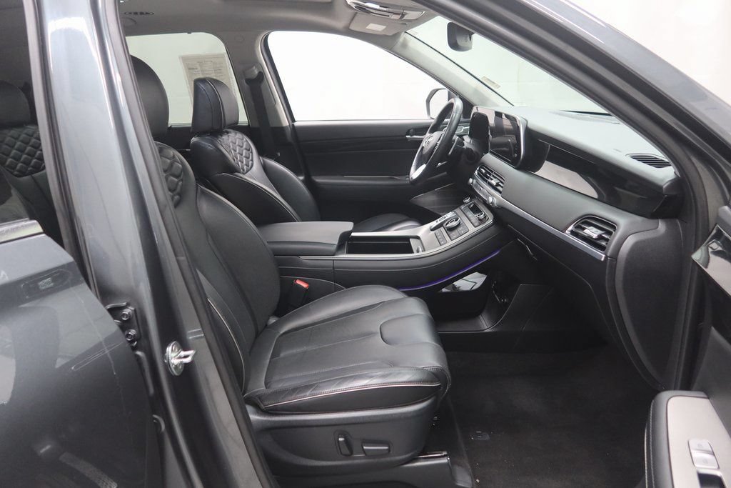 Used 2022 Hyundai Palisade Limited AWD/4WD image 13