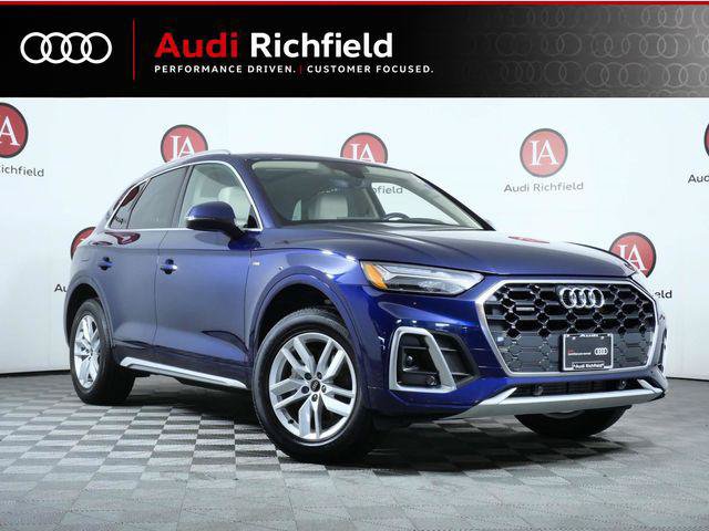 Certified 2023 Audi Q5 2.0T Premium w/ Convenience Package AWD/4WD image 1