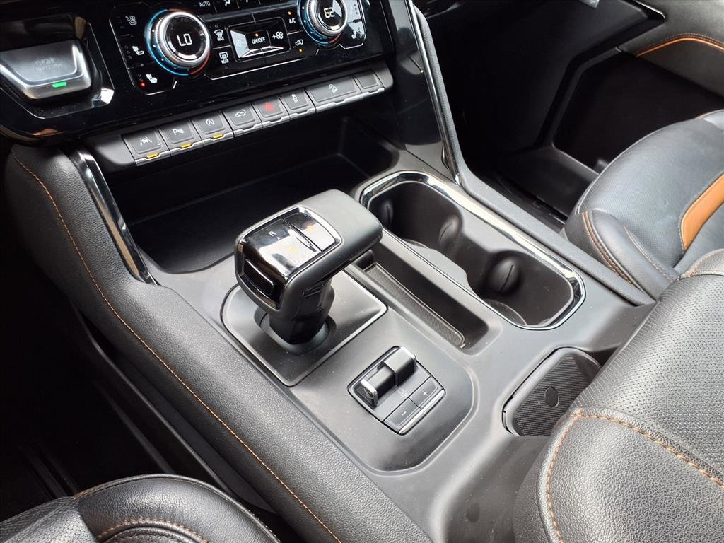 Used 2024 GMC Sierra 1500 AT4 w/ Technology Package image 21