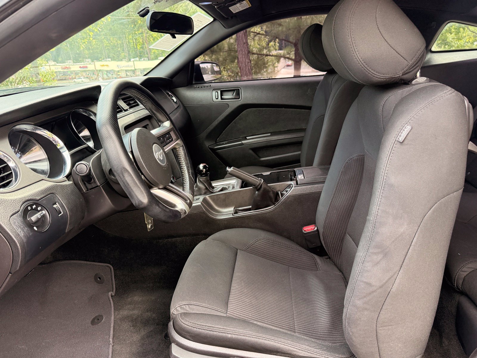Used 2014 Ford Mustang GT RWD image 31