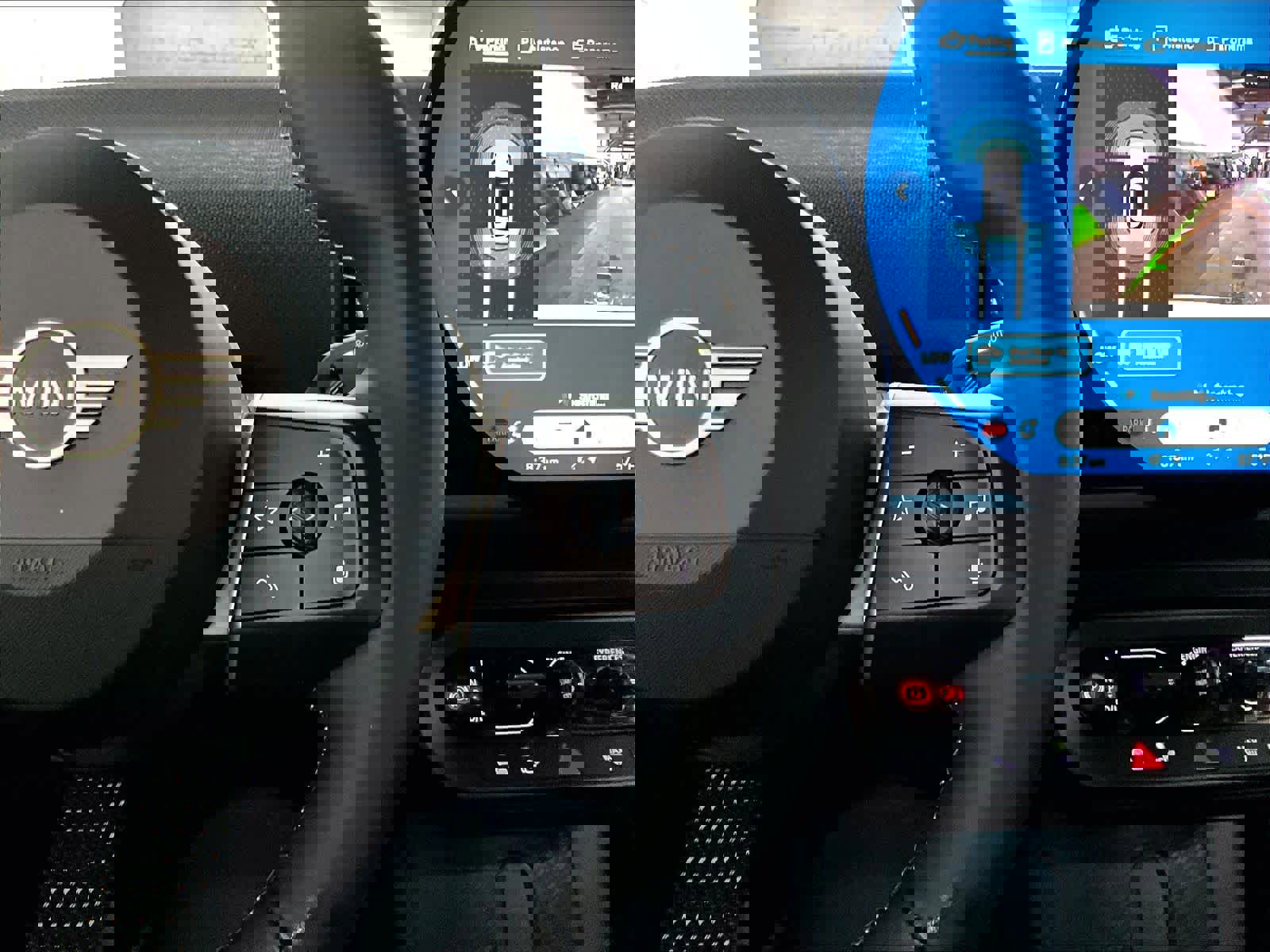 Certified 2025 MINI Cooper 2-Door Hardtop image 21