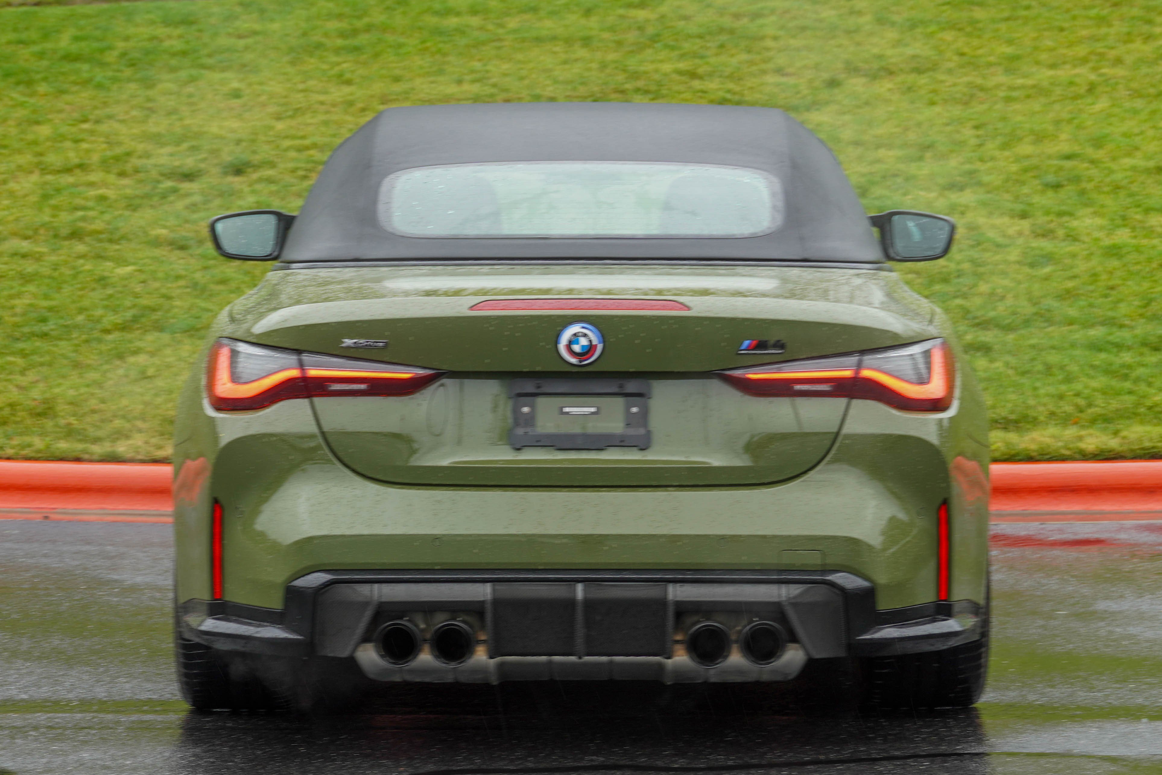 Used 2023 BMW M4 xDrive Competition w/ M Carbon Exterior Package AWD/4WD image 7