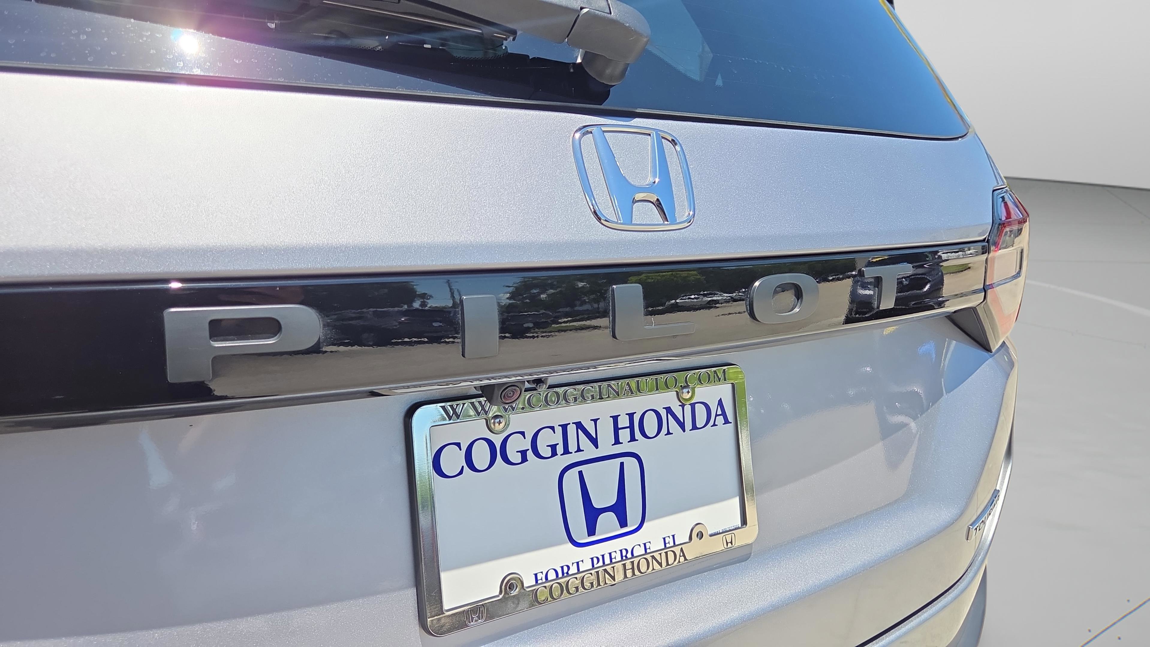 Used 2025 Honda Pilot Touring image 37