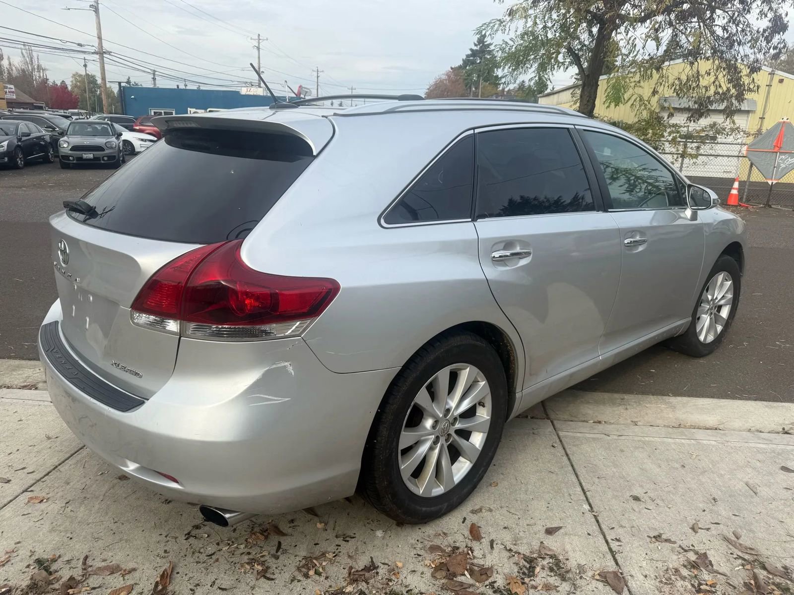 Used 2013 Toyota Venza XLE AWD/4WD image 4