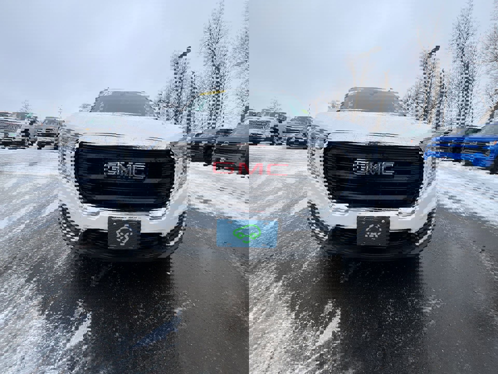 Used 2023 GMC Terrain SLE w/ Driver Convenience Package image 15