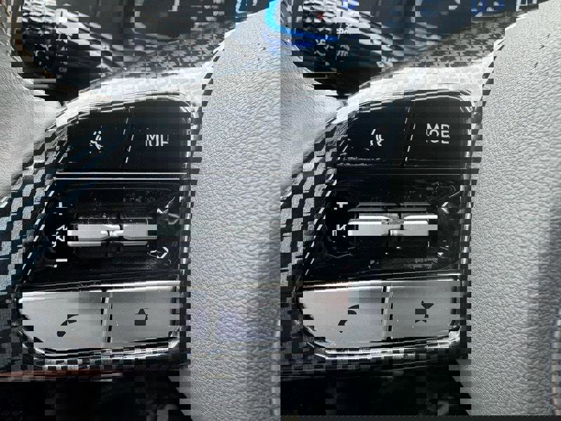 Used 2025 Hyundai Elantra Sport image 20