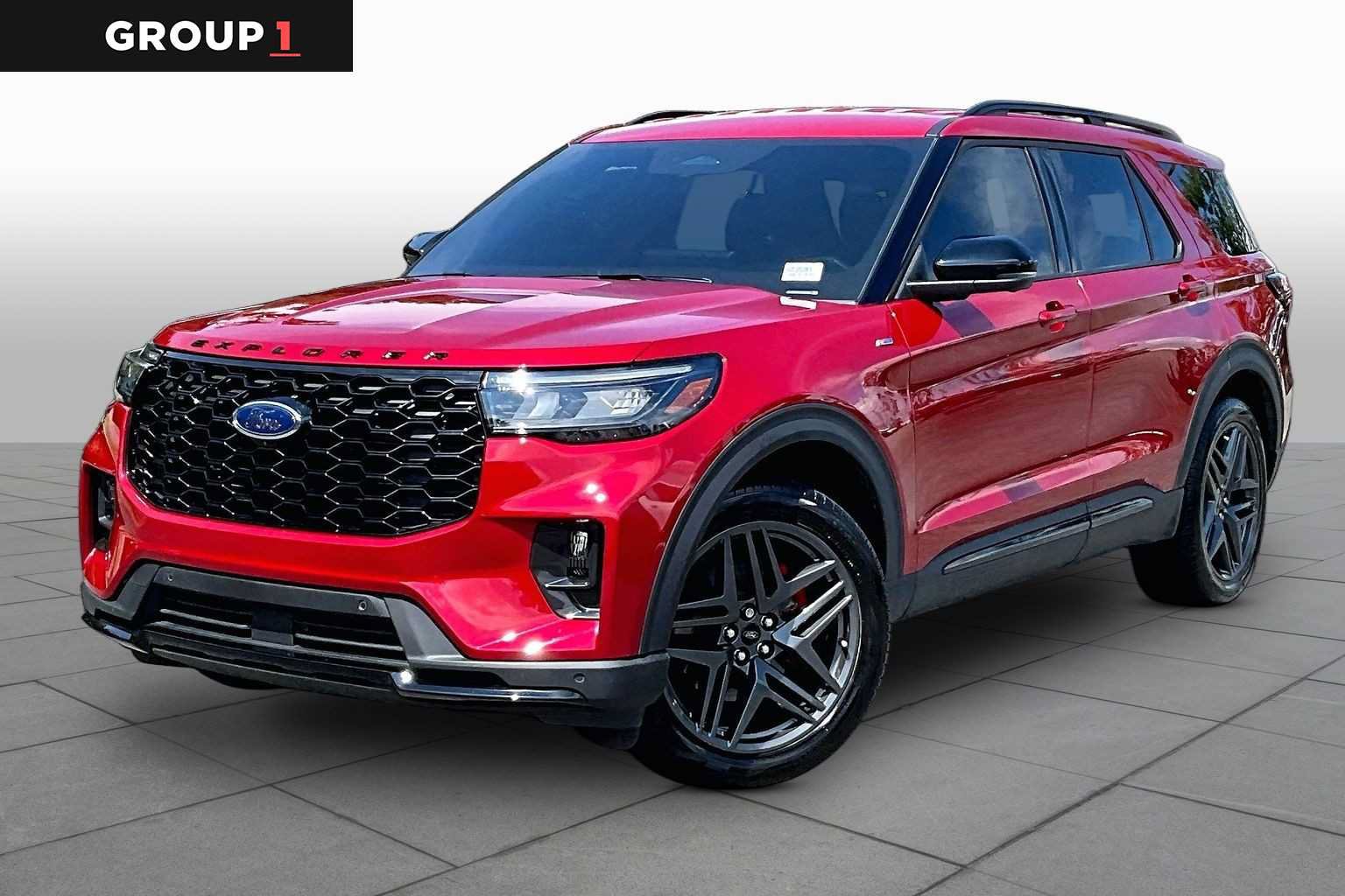 Used 2025 Ford Explorer ST-Line w/ Premium Package