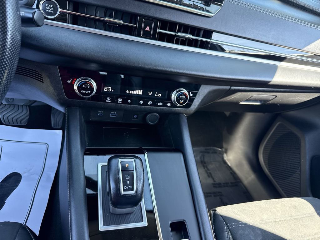 Used 2022 Mitsubishi Outlander SEL Black Edition image 15