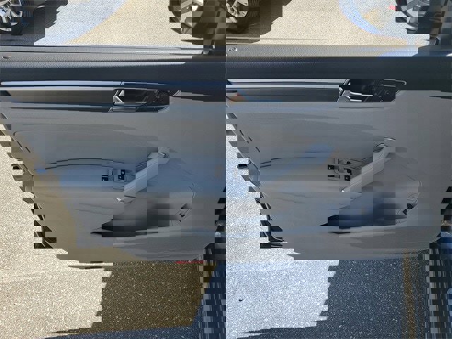 Used 2018 Volkswagen Passat 2.0T R-Line image 13