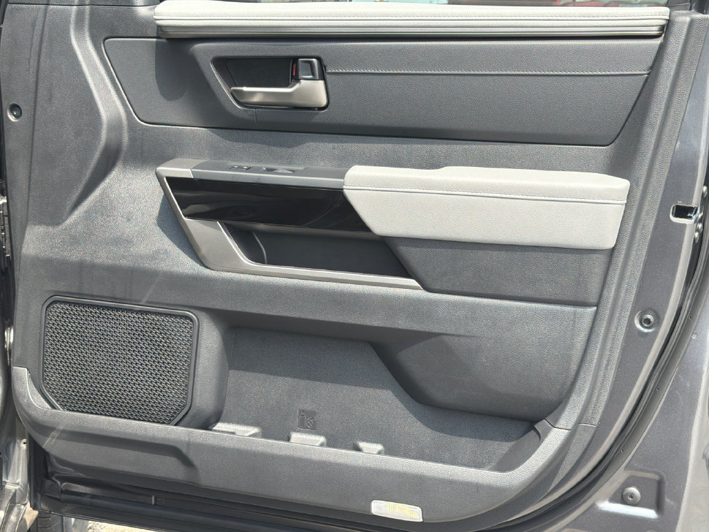 New 2026 Toyota Tundra Limited AWD/4WD image 16