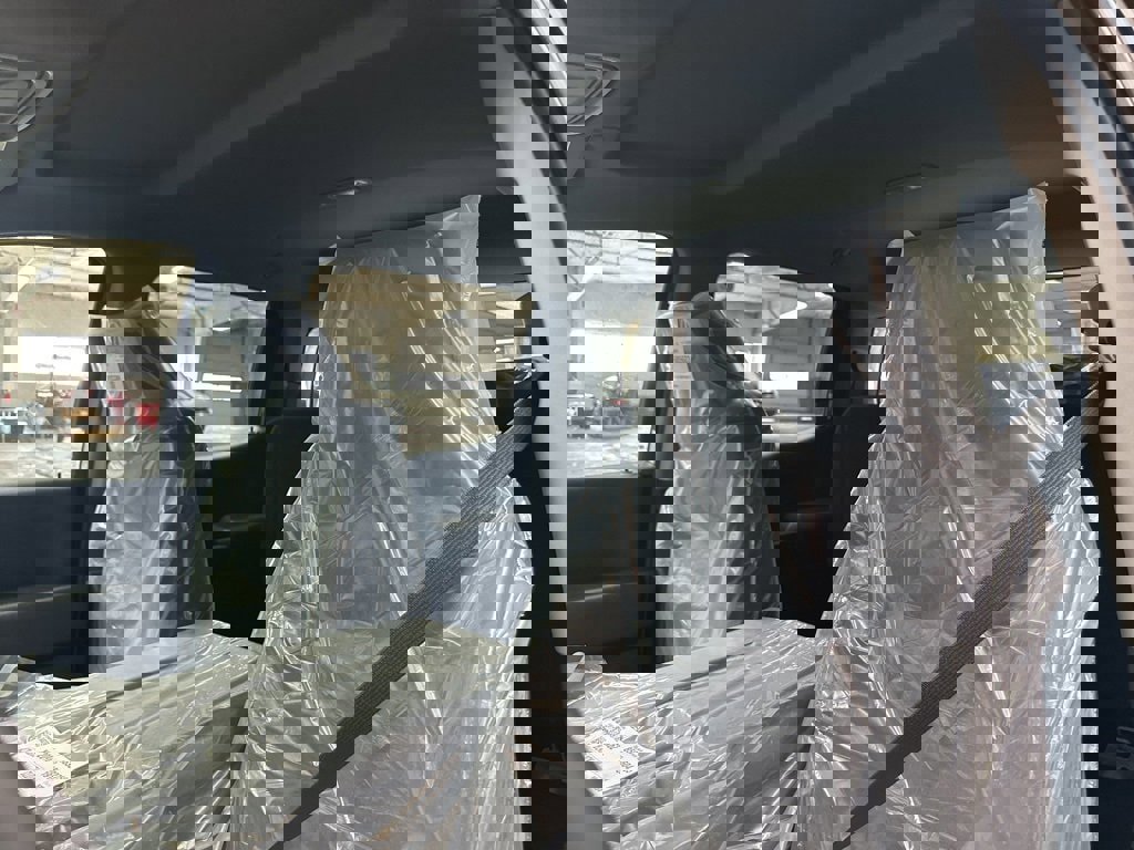 New 2026 Chevrolet Silverado 1500 Custom image 4