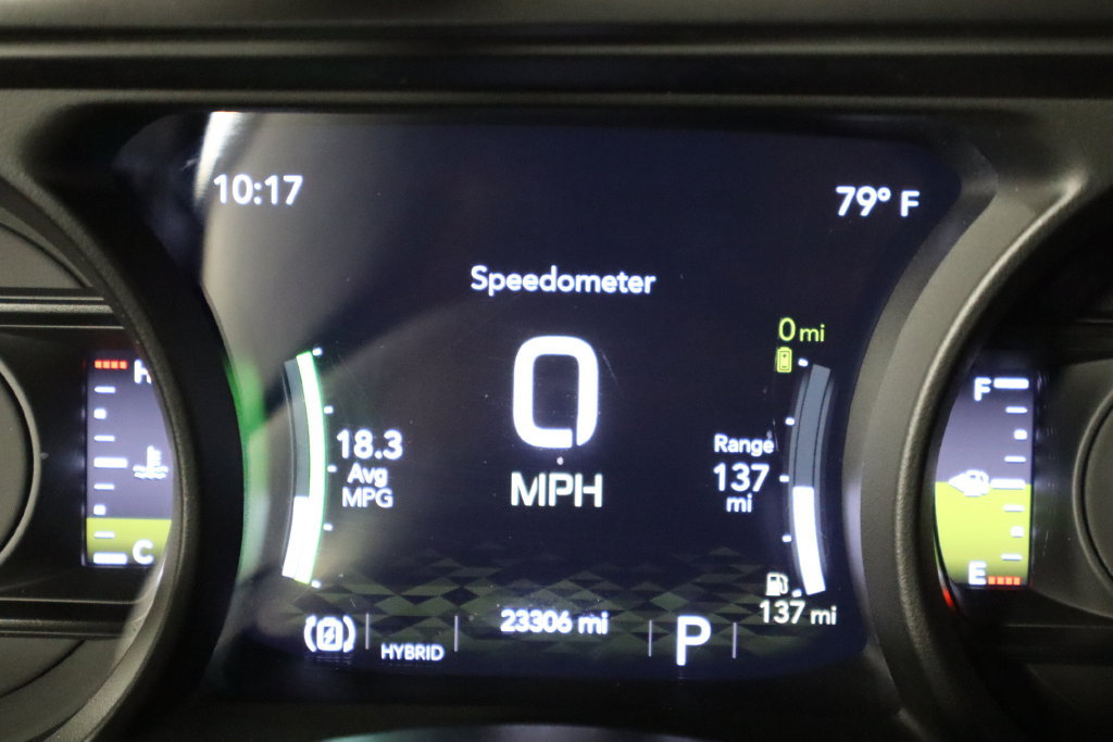 Used 2025 Jeep Wrangler Unlimited Sahara AWD/4WD image 37