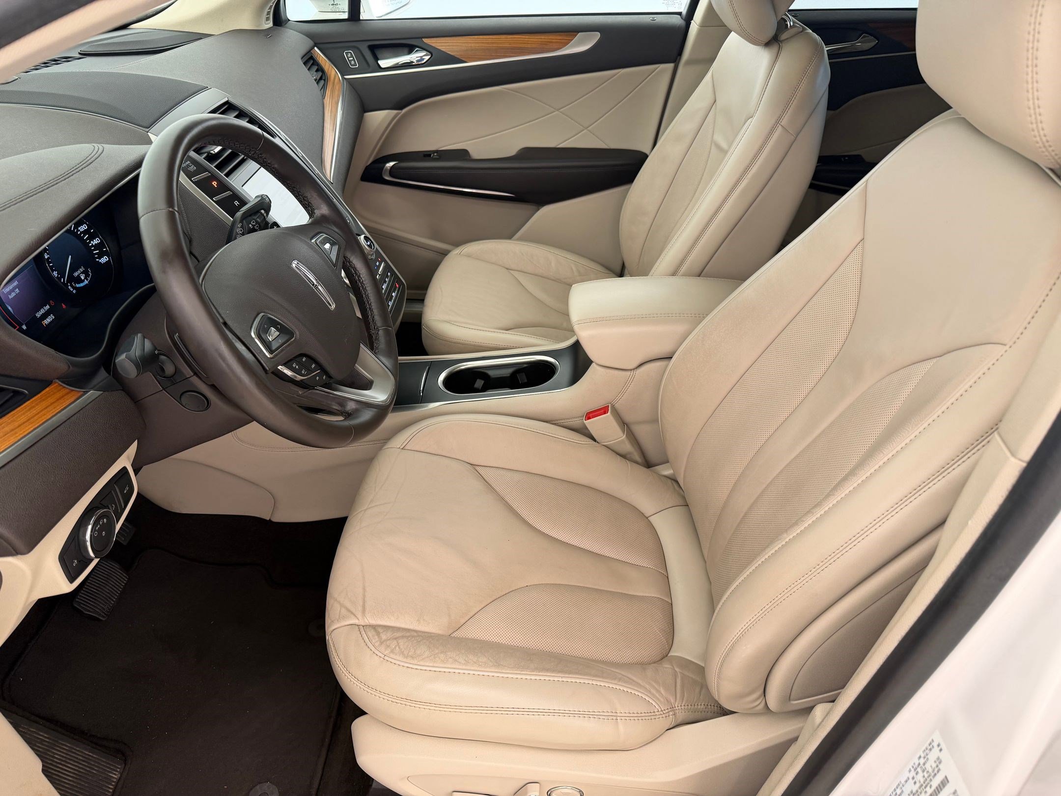 Used 2019 Lincoln MKC Select w/ Select Plus Package image 5