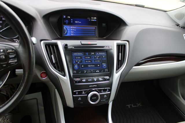 Used 2016 Acura TLX V6 SH-AWD w/ Technology Pkg image 15