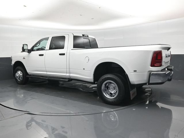 New 2026 RAM 3500 Tradesman AWD/4WD image 24