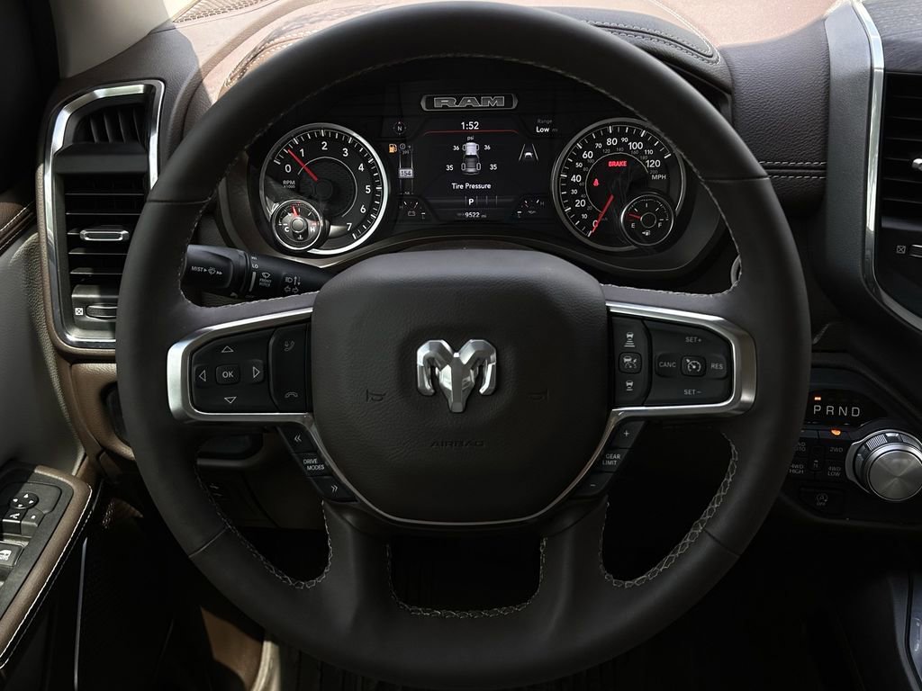 Used 2025 RAM 1500 Laramie AWD/4WD image 13