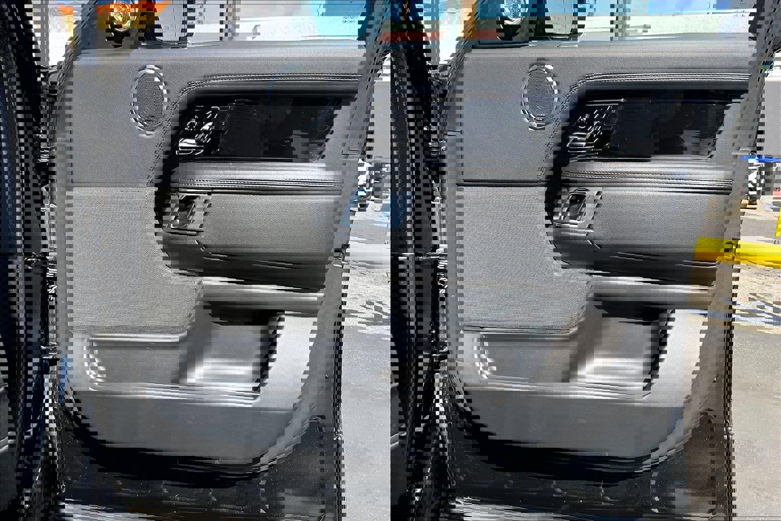 Used 2018 Land Rover Range Rover V6 Supercharged SWB image 21