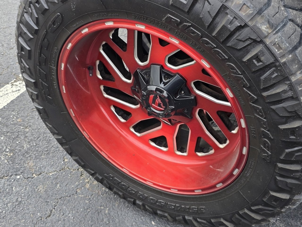 Used 2019 Jeep Wrangler Unlimited Rubicon w/ Dual Top Group image 11