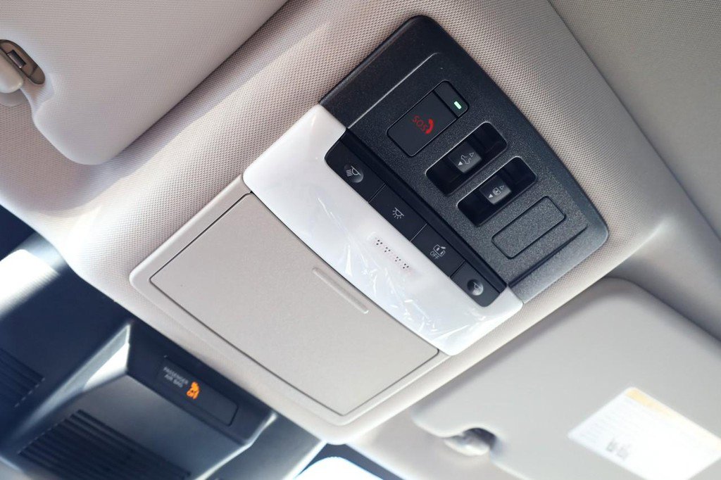 New 2026 Nissan Rogue SV image 18