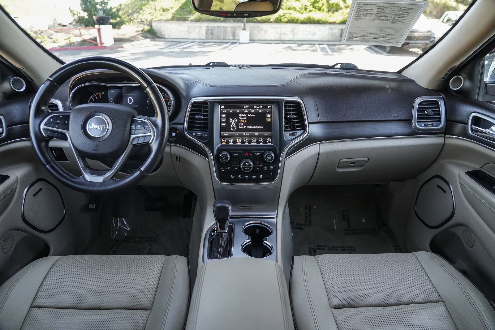 Used 2018 Jeep Grand Cherokee Overland image 12