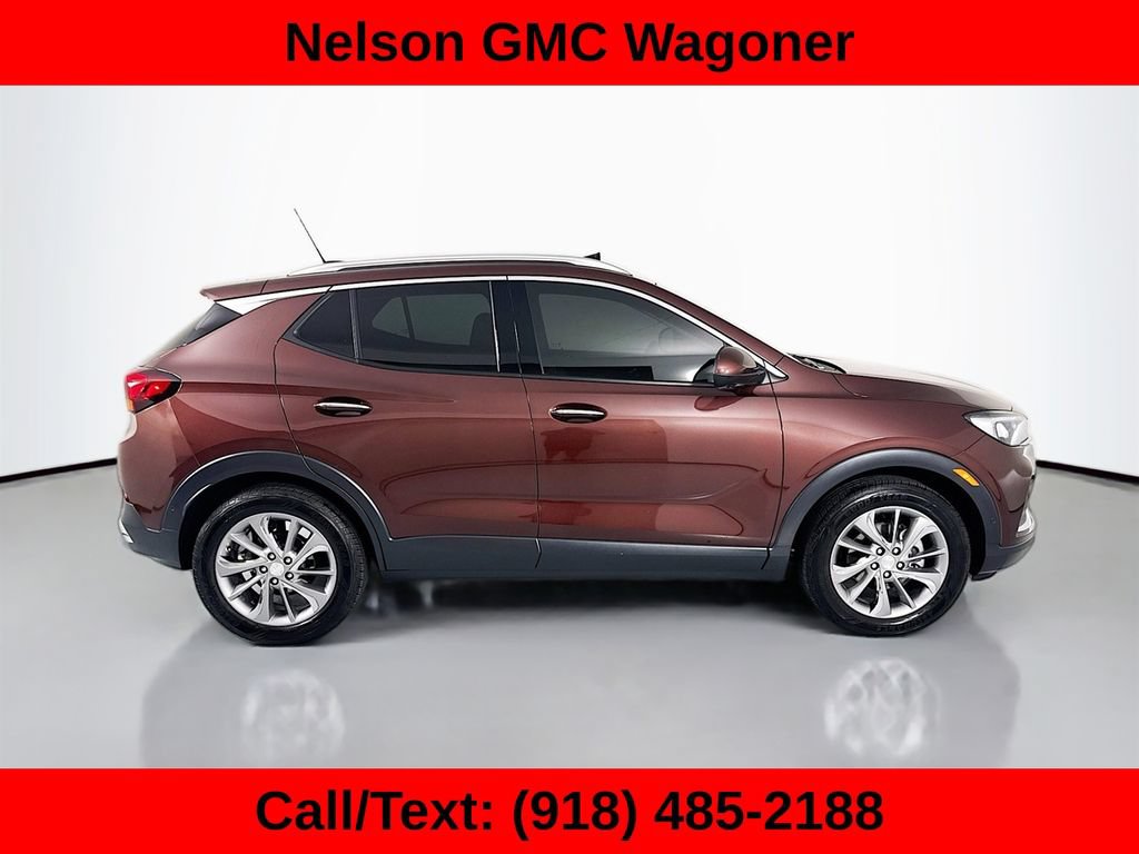 Used 2023 Buick Encore GX Essence w/ Advanced Technology Package FWD image 4