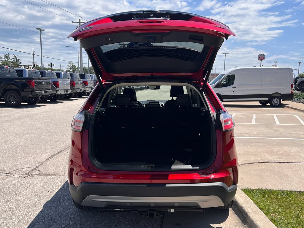 Used 2023 Ford Edge SEL w/ Convenience Package AWD/4WD image 15