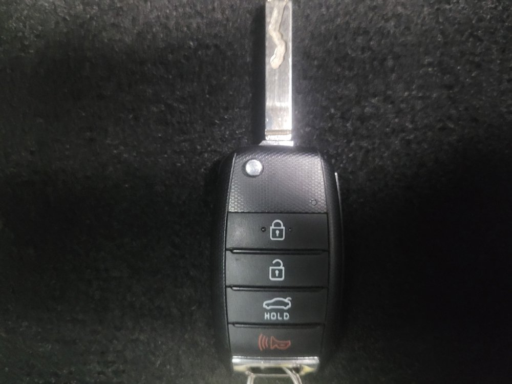 Used 2017 Kia Optima LX FWD image 32