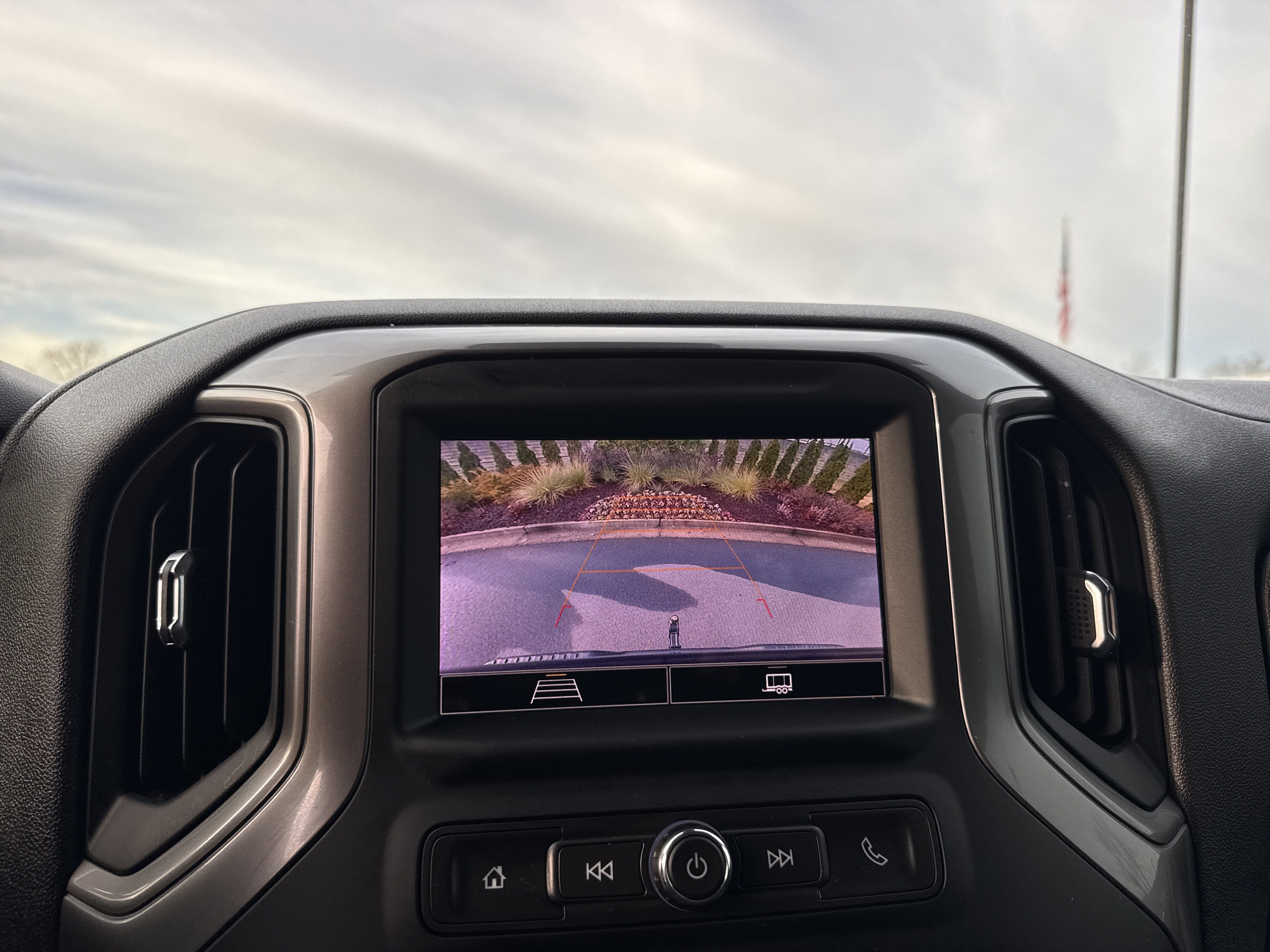 Used 2022 Chevrolet Silverado 1500 Custom image 24