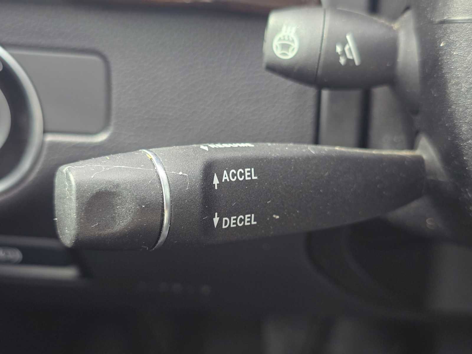 Used 2015 Mercedes-Benz GL 450 4MATIC image 41