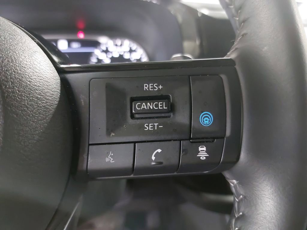 Certified 2024 Nissan Pathfinder SL image 18