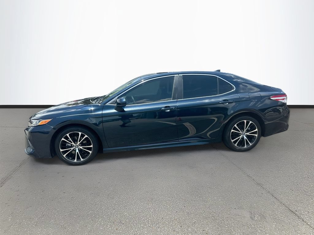 Used 2020 Toyota Camry SE FWD image 4