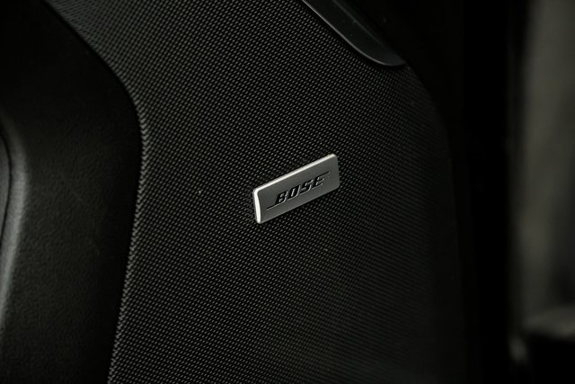 Used 2021 GMC Yukon Denali w/ Denali Premium Package image 10