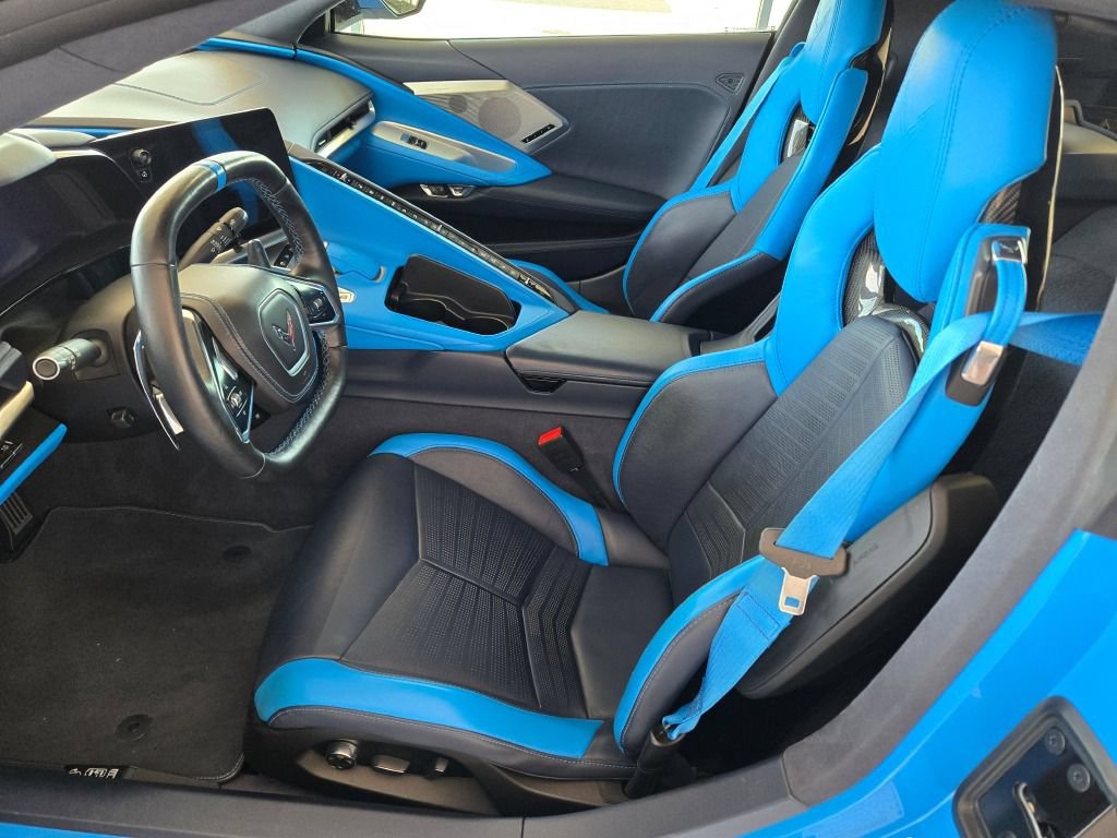 Used 2021 Chevrolet Corvette Stingray Premium Cpe w/ Z51 Performance Package RWD image 15