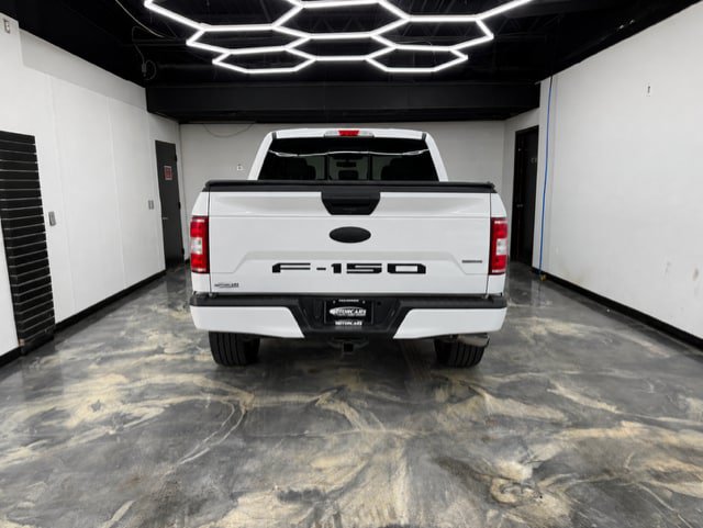 Used 2018 Ford F150 Lariat w/ Equipment Group 502A Luxury AWD/4WD image 6